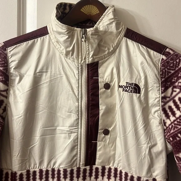 The North Face Jacket,Light Medium Size New with out Tag - Picture 2 of 6